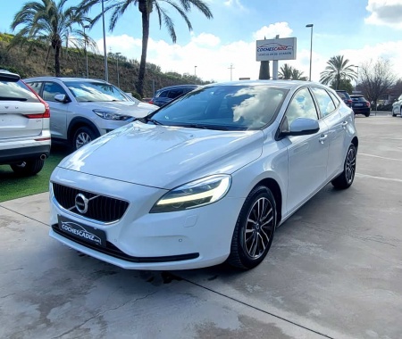 2019 Volvo V40 D2 MOMENTUM