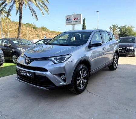 2016 Toyota RAV4 ADVANCE 15.980€